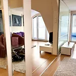 Chayka Chic 바르나