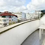 Chayka Chic * 바르나