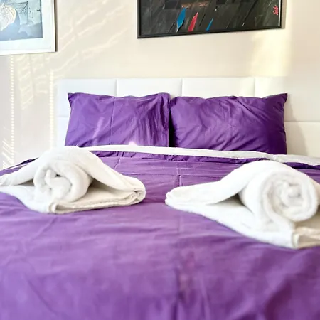 Chayka Chic Βάρνα