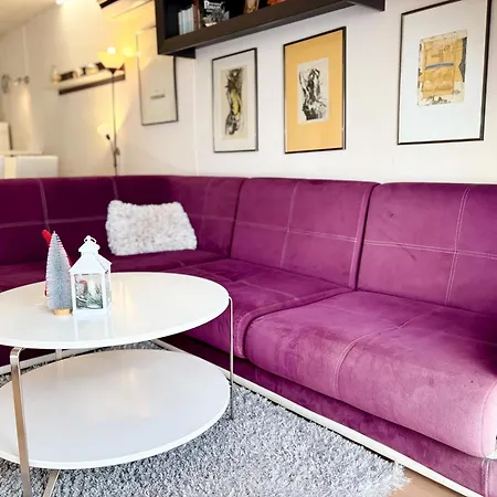 Chayka Chic Βάρνα